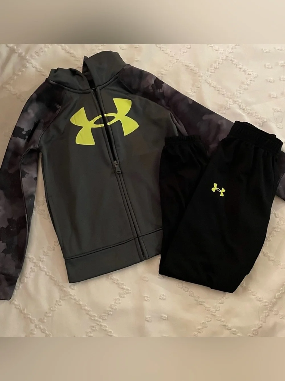 Under Armour Boys' Camo Raglan Full-Zip Hoodie Set